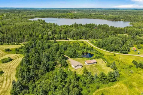 4274 W Pioneer Road Duluth MN 55803