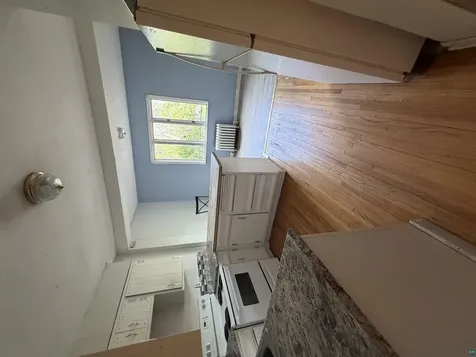 1828 Woodland Avenue Duluth MN 55803
