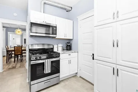 422 N 15th Avenue E Duluth MN 55805