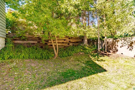 422 N 15th Avenue E Duluth MN 55805