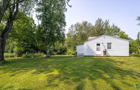 3310 Strand Road Duluth MN 55803