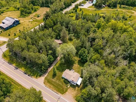 3310 Strand Road Duluth MN 55803