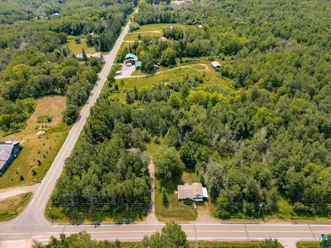 3310 Strand Road Duluth MN 55803