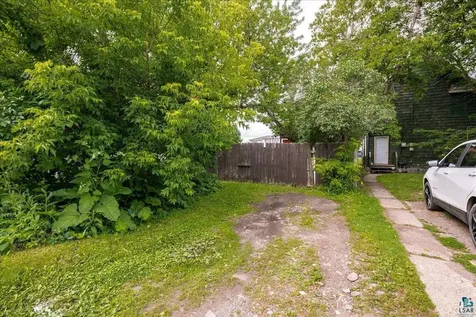 1628 Oakes Avenue Superior WI 54880