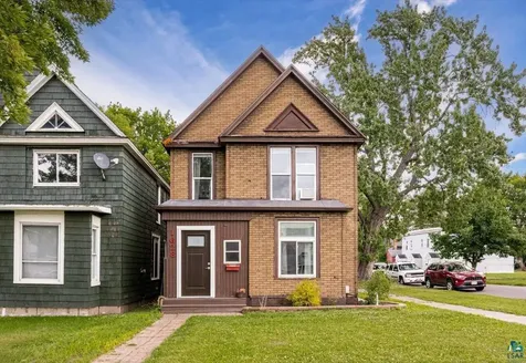 1628 Oakes Avenue Superior WI 54880