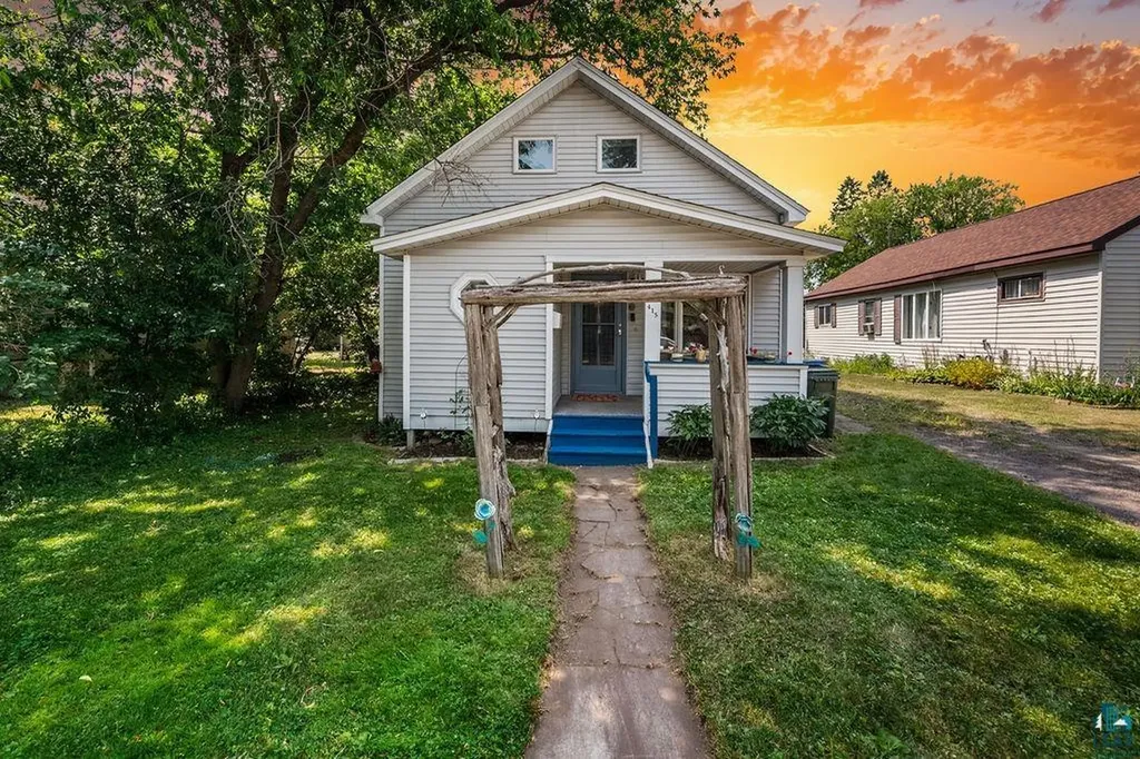 415 8th Street Cloquet MN 55720