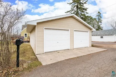 32 Laurel Avenue Superior WI 54880