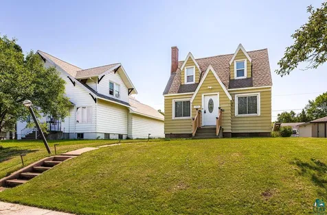 32 Laurel Avenue Superior WI 54880