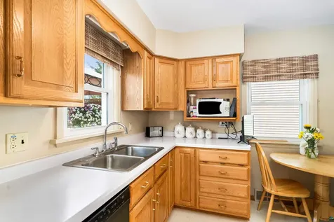 5306 Oneida Street Duluth MN 55804