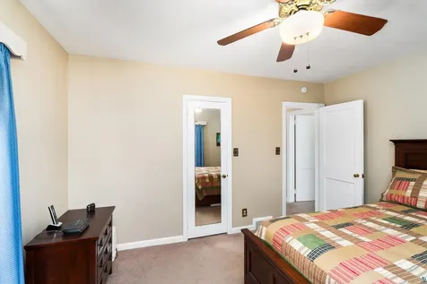 5306 Oneida Street Duluth MN 55804