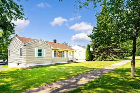 5306 Oneida Street Duluth MN 55804