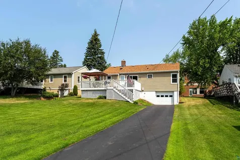 5306 Oneida Street Duluth MN 55804