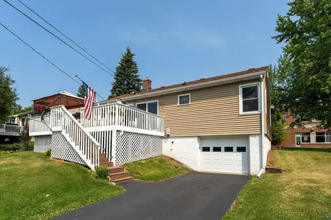 5306 Oneida Street Duluth MN 55804