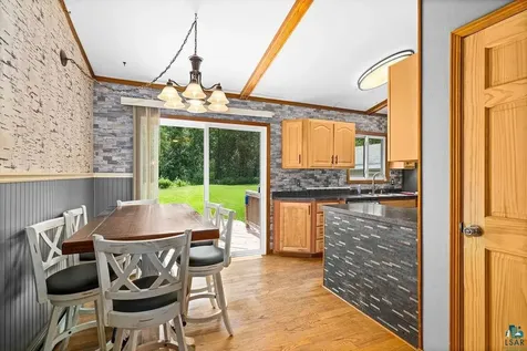 6086 Seville Road Duluth MN 55811