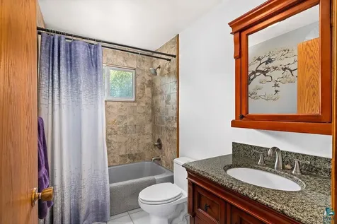 6086 Seville Road Duluth MN 55811