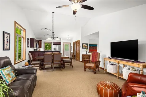 231 Hickory Street Duluth MN 55811