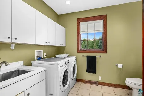 2827 Parkwood Lane Duluth MN 55811