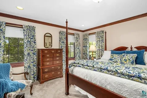 2827 Parkwood Lane Duluth MN 55811