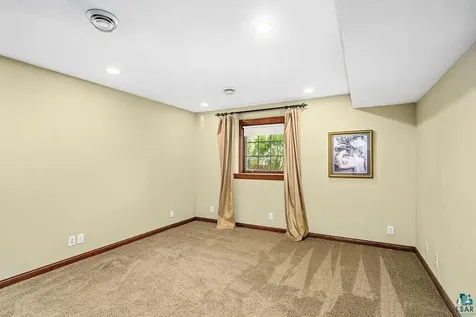 2827 Parkwood Lane Duluth MN 55811