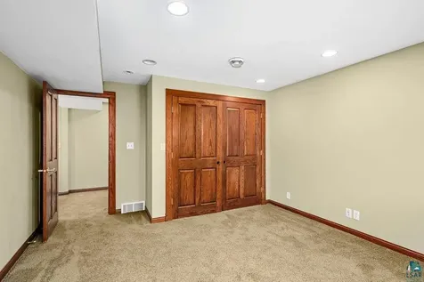 2827 Parkwood Lane Duluth MN 55811