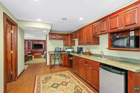 2827 Parkwood Lane Duluth MN 55811