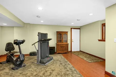 2827 Parkwood Lane Duluth MN 55811