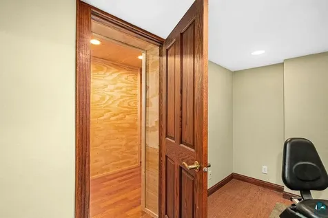 2827 Parkwood Lane Duluth MN 55811