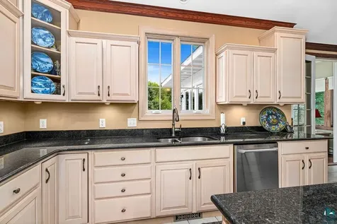 2827 Parkwood Lane Duluth MN 55811