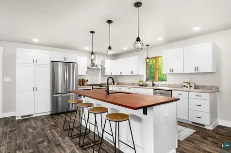 5025 Reid Road Duluth MN 55803