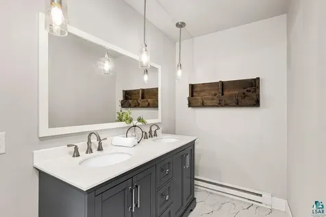 5025 Reid Road Duluth MN 55803