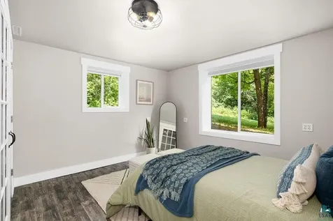 5025 Reid Road Duluth MN 55803