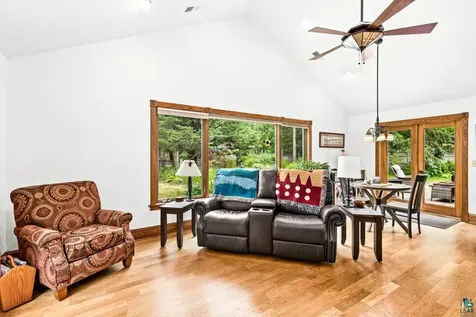 5347 Maple Grove Road Hermantown MN 55811