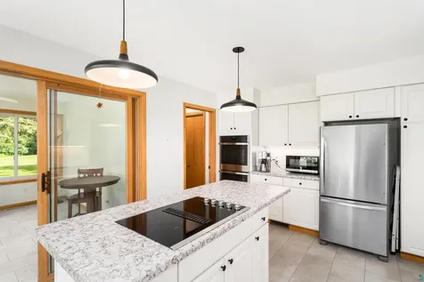 719 S 64th Avenue W Duluth MN 55807