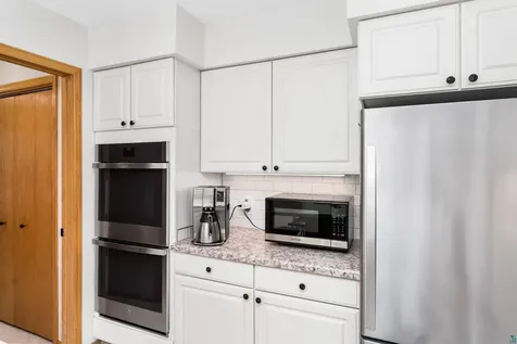 719 S 64th Avenue W Duluth MN 55807