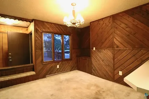 702 Doddridge Avenue Cloquet MN 55720
