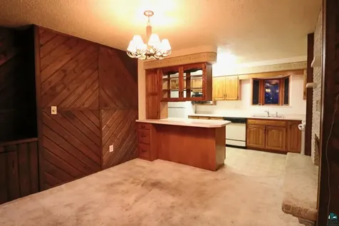 702 Doddridge Avenue Cloquet MN 55720