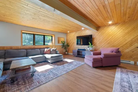 1510 Woodbury Lane Duluth MN 55803