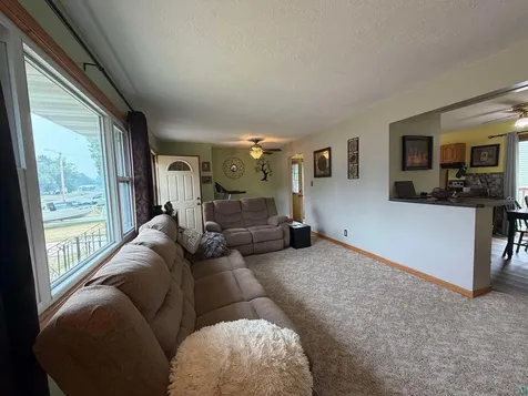 48 Elm Boulevard Babbitt MN 55706