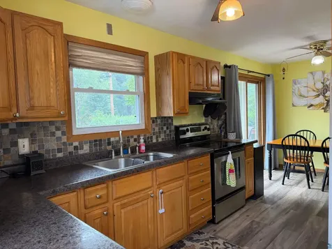 48 Elm Boulevard Babbitt MN 55706