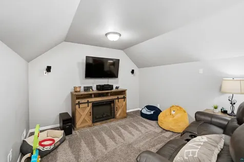 4783 Caribou Lake Road Saginaw MN 55779