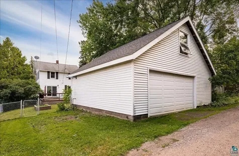 5127 Peabody Street Duluth MN 55804