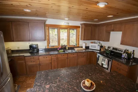 451 S Gunflint Lake Grand Marais MN 55604