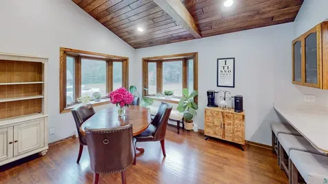 1521 Highway 61 E Grand Marais MN 55604