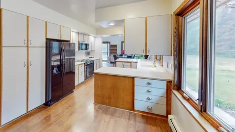 1521 Highway 61 E Grand Marais MN 55604
