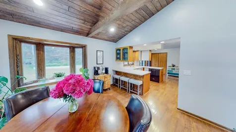 1521 Highway 61 E Grand Marais MN 55604