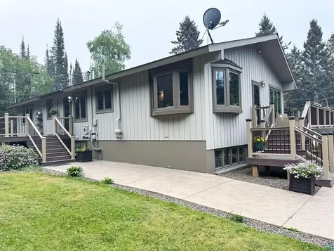 1521 Highway 61 E Grand Marais MN 55604