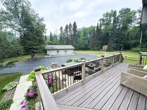 1521 Highway 61 E Grand Marais MN 55604