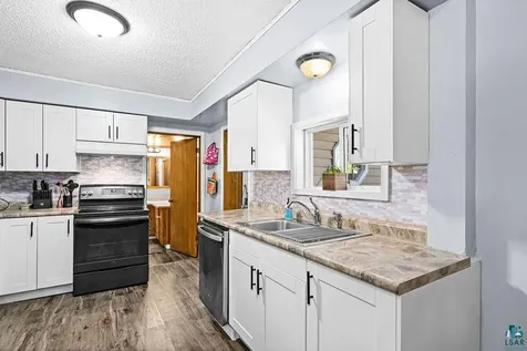 507 6th Avenue E Superior WI 54880