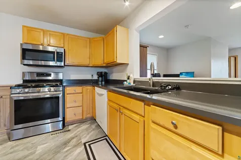 4073 Reinke Road Duluth MN 55811