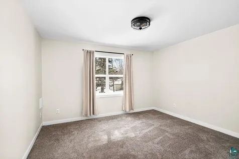 2236 Hoover Street Duluth MN 55811